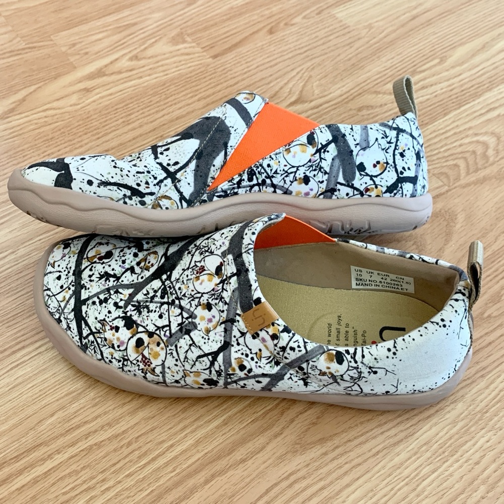 Uin “Pomegranate” Shoes, Size 10